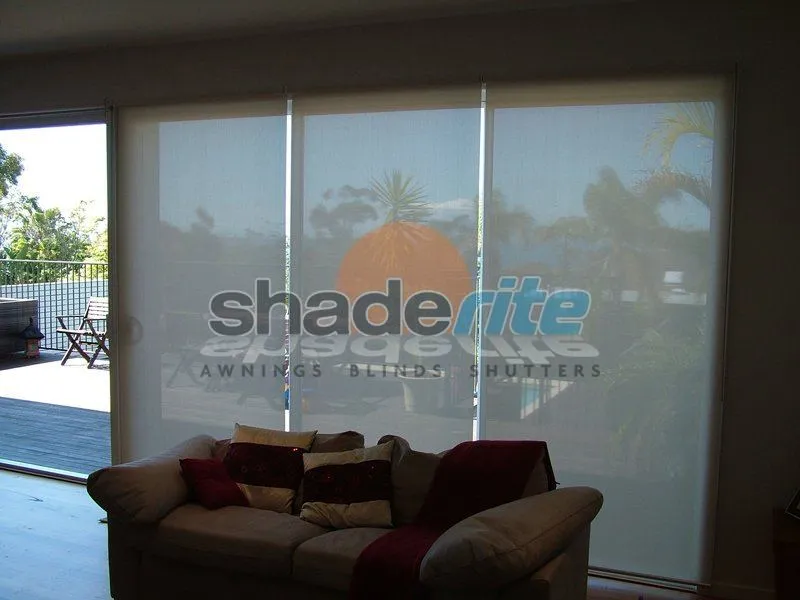 Sunscreen blind installation, Sydney