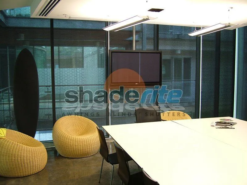 Sunscreen blind installation, Sydney